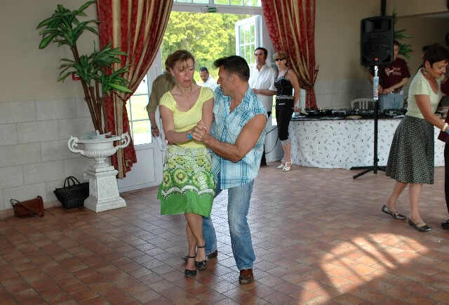 min 2008 05 04 retro rhythm 200